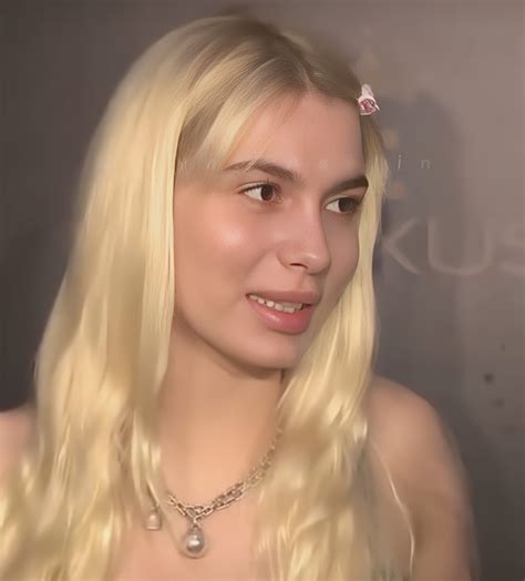 aleyna tilki 2360773 - uludağ sözlük galeri