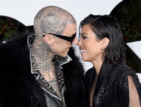 Kourtney Kardashian's Manicure With Travis Barker's Initials | POPSUGAR