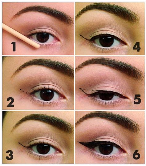 how to draw a wing with eyeliner