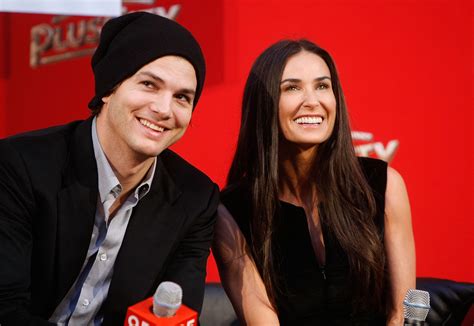 Demi Moore Og Ashton Kutcher Inside Demi Moore's Private Life After