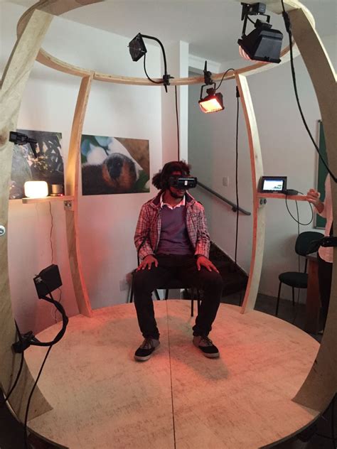 feelies VR pod heat and wind - Bailes + Light