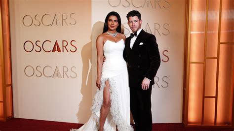 oscars  priyanka chopra  nick jonas   stylish entrance