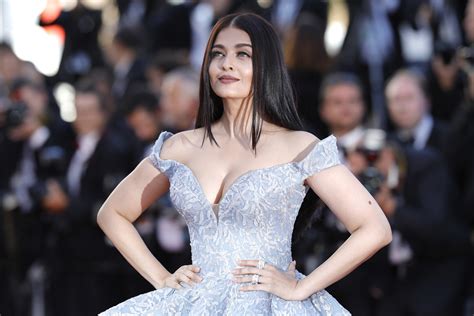 18 Excruciatingly Gorgeous Photos Of Aishwarya Rai Bachchan At 2017 ...