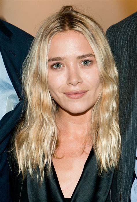 Olsen Hair Tutorial - How to Get Olsen Waves | Marie Claire