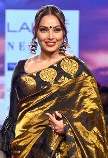 Bipasha Basu - Wikipedia, la enciclopedia libre