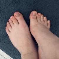 Scarlett_02's profile - FeetPics.com