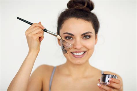 Have You Tried a Magnetic Face Mask? | Vine Vera | Blog