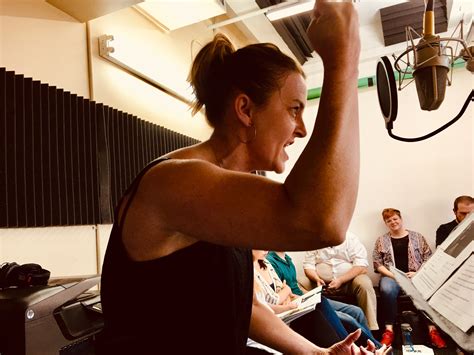 Photos - Jenny Maguire - Actor & VO Artist