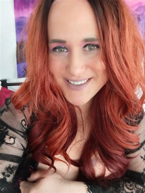 hotwiferuby OnlyFans Creator - ppvof.com OnlyFans Profile