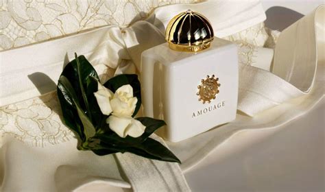 Amouage Honour Woman: отзывы, описание аромата, фото флакона