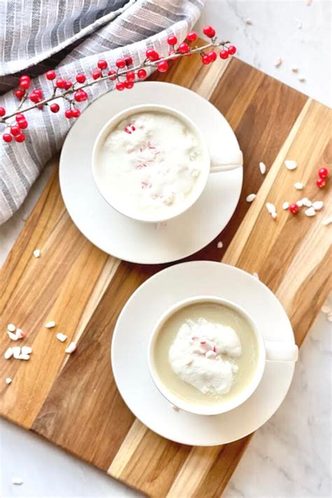 Peppermint Tea Latte, A Caffeine-Free Herbal Tea Latte - Daily Tea Time