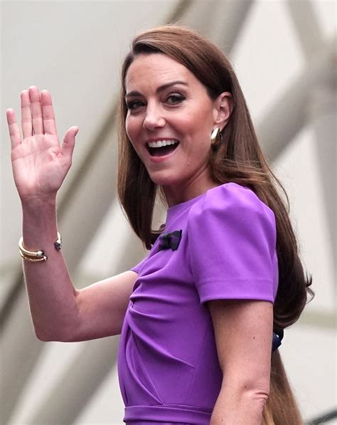 Kate Middleton Style, Clothes, Outfits and Fashion • CelebMafia