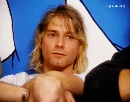 Гифка курт кобейн nirvana гиф картинка, скачать анимированный gif на GIFER