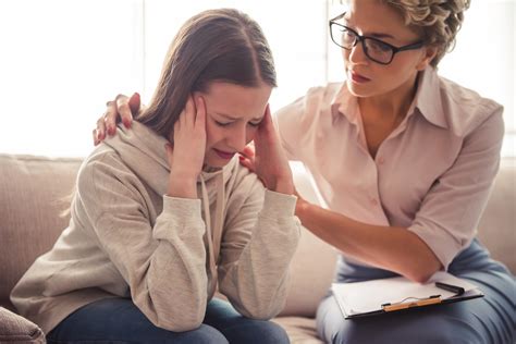 Top Psychologists Sound The Alarm On Secret Therapy OnlyFans Image 13
