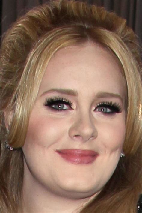 LOS ANGELES - FEB 24 - Nora Jones, Adele Adkins arrives at the 85th