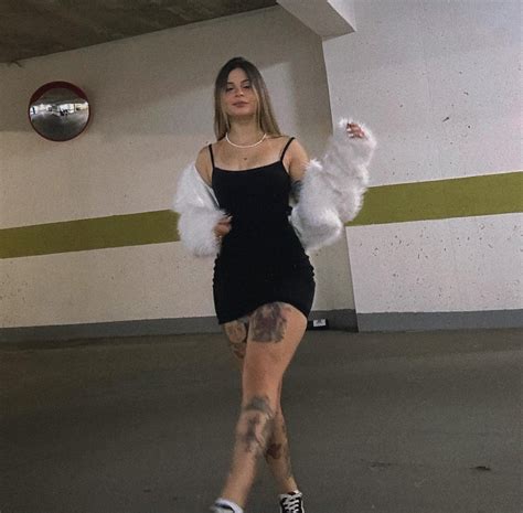 La - Luz Cervo Tiene mucho que demostrar Video en el primer comentario