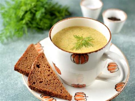 Диетический суп-пюре с курицей — рецепт с фото пошагово
