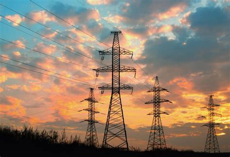 Torre De Transmissão De Energia - O que é torre para linhas de transmissão? - Estruturas Metálicas