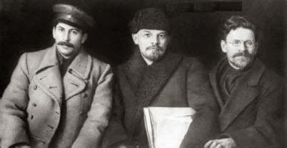 Speaking Photos: Stalin, Lenin and Trotsky