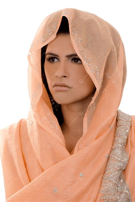Middle Eastern Woman Beautiful Pakistan Zoroastrian, Indigenous Culture