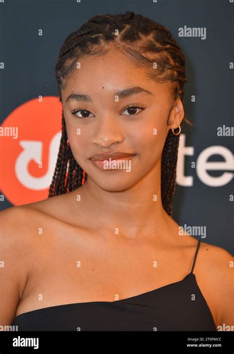 akira akbar arrives   step  inspiration awards gala friday oct