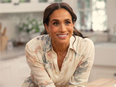 Rosé Makes Her Favorite Kimchi Fried Rice Dish—And Dishes About Her New