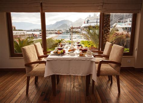 10 Best Fine Dining Restaurants in Hawaii - Hawaiian Spring