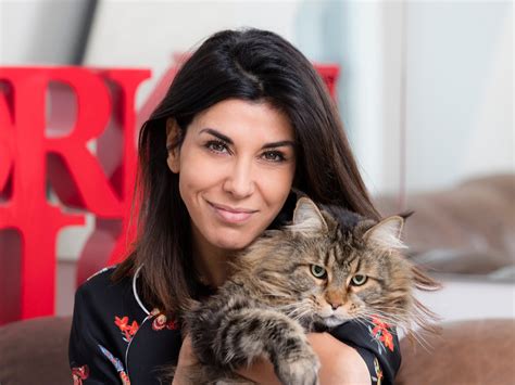 Reem Kherici : "Chez moi, c'est mon chat la vraie "reusta" !" [VIDEO
