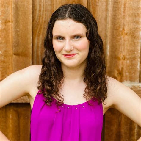 Mia Moore - Professional Profile, Photos, and Videos on Project Casting