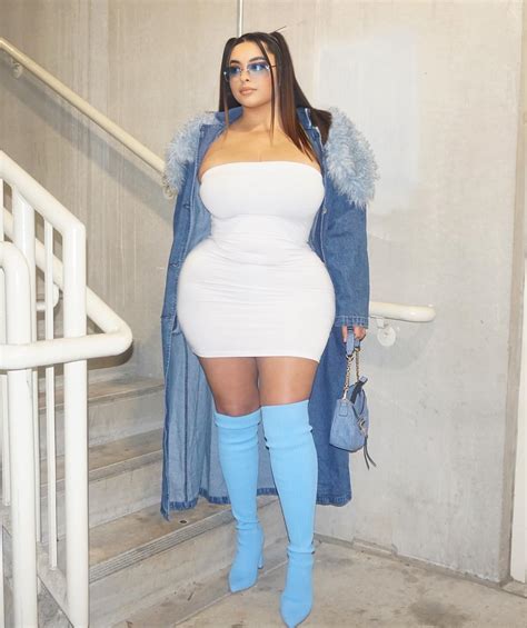 Tania Bombon - Tania Bombon added a new photo.