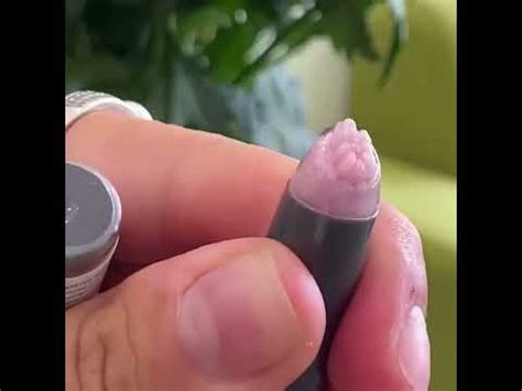 Foet Lip Gloss – блеск для губ Гринвей - YouTube