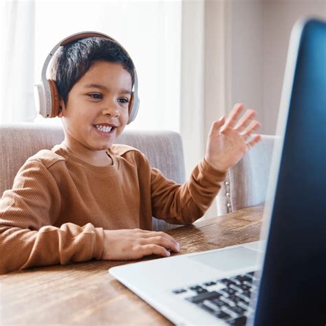 How Cueing Helps Your Child in Speech Therapy
