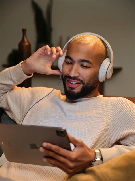 Customer Reviews: Beats Studio Pro Wireless Noise Cancelling Over-the