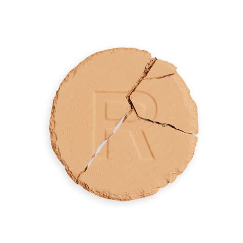 MAKEUP REVOLUTION Revolution Conceal & Define Powder Foundation P10