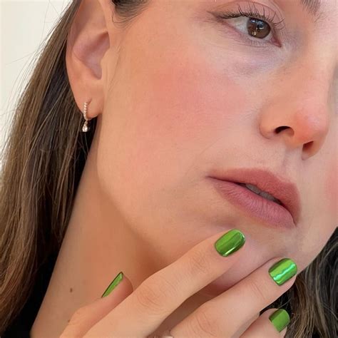 An Honest Review of Essie's Gel Couture | Who What Wear