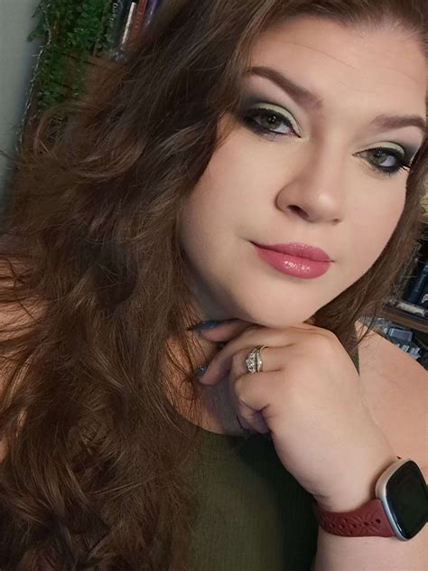 Author Nicole Autumn