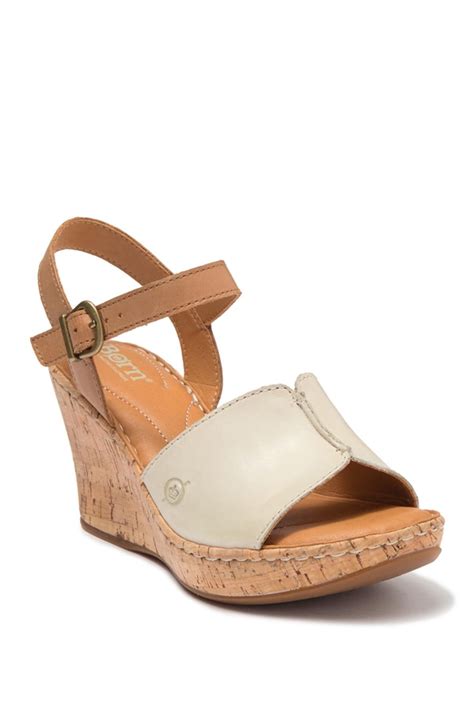 Born Agnio Wedge Sandal in Brown | Lyst