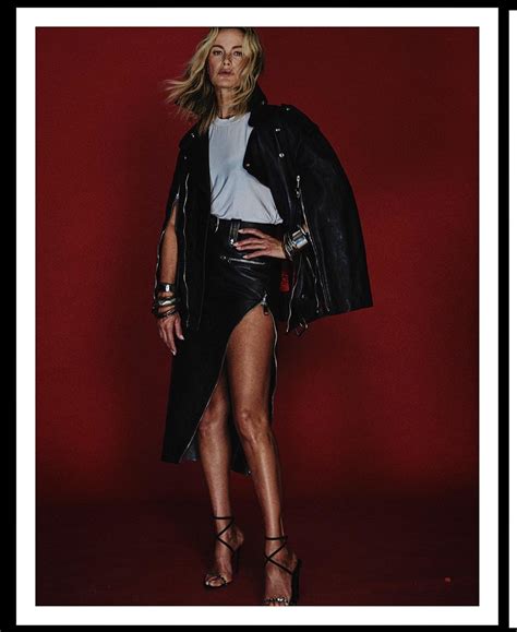 Carolyn Murphy Covers Elle France Dec 2022 by Boo George — Anne of