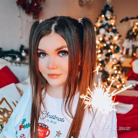 Елена Райтман из Тик Ток - Сколько лет, фото, переписка | Christmas to ...