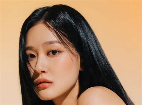 leeze profile age facts  updated kpopping