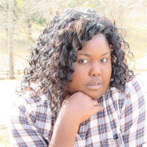 Authoress Nadia Nicole