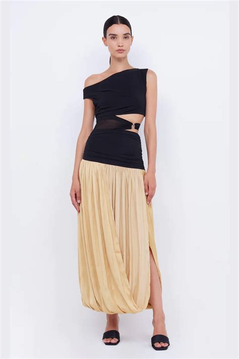 16 Christmas Day Dresses For Every Festive Occasion