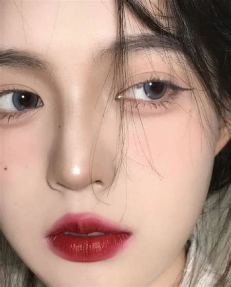 Makeup Douyin - Phong cách makeup trendy nhất 2024