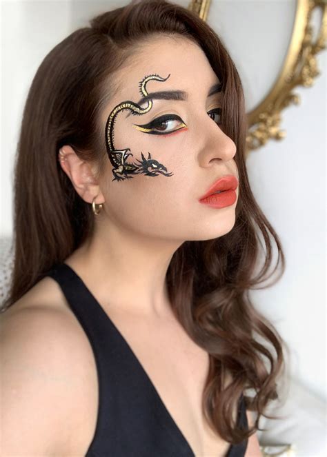 Dragon Eye Makeup