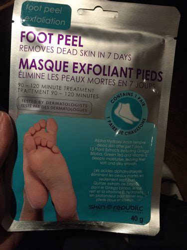 A Foot Mask That Works Better Than a Pedicure | Canadian Beauty