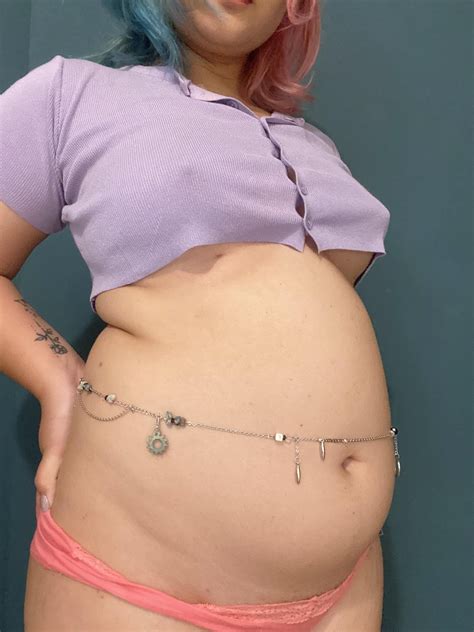 Tried something new today : r/BellyExpansion