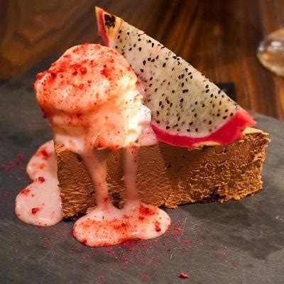 Pizzeria Qvinto a Roma: recensione di una scenografia