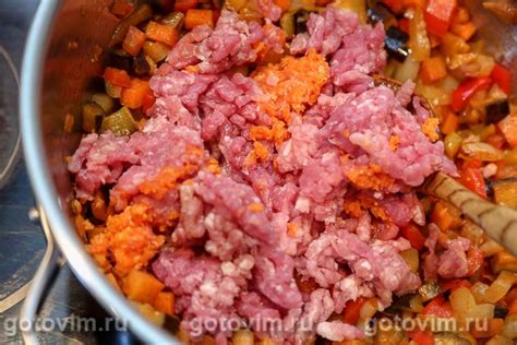 Мясной фарш с овощами и фасолью по-мексикански. Рецепт с фото