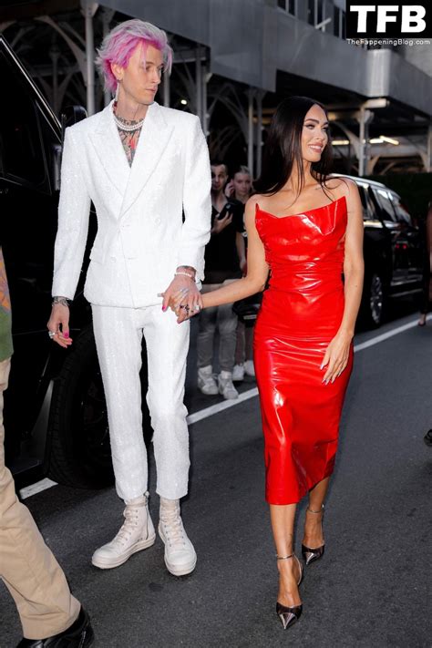 Megan Fox Sexy (28 Photos) - Sexy e-Girls🔞