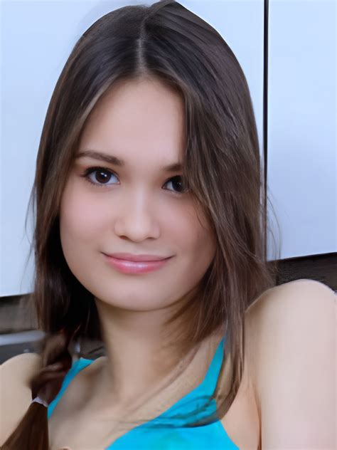 Anastasia Bella Nude